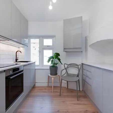 Stairway To Heaven - Fitzrovia - By Frankie Says Apartment London Exterior photo